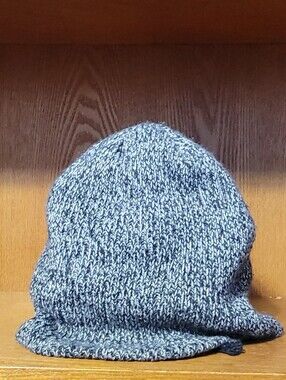 Heather Knit Beanie Hat in Grey-Black